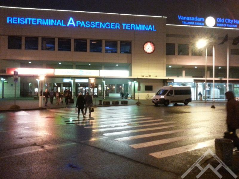 Laivalla Tallinnaan Satama